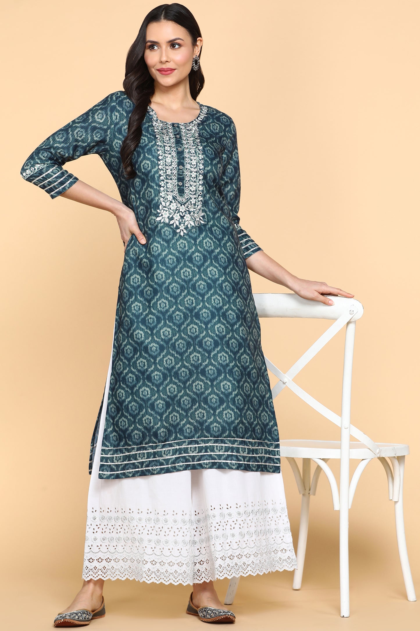 Load image into Gallery viewer, Blue Printed Cotton Linen Kurta With SIlver Embroidery
