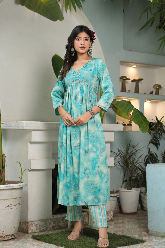 Load image into Gallery viewer, Blue Floral Aliya Cut Suit Set
