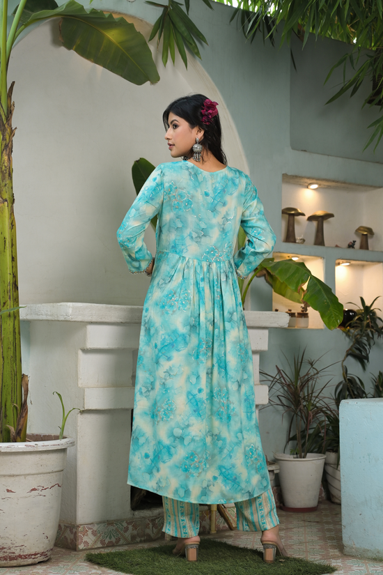 Load image into Gallery viewer, Blue Floral Aliya Cut Suit Set
