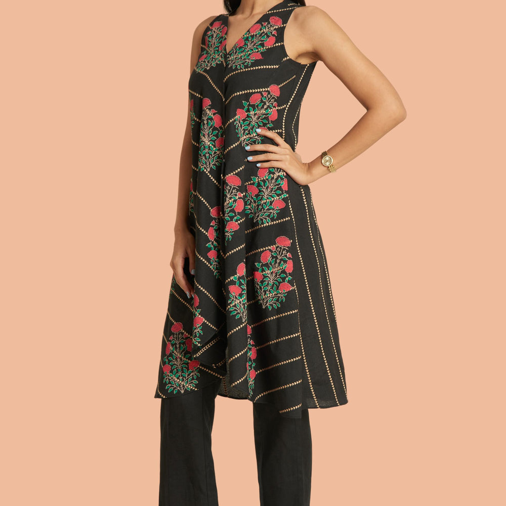 
                      
                        Black Hand Block Printed Floral Kurti Top With Delicate Gold Foiling
                      
                    