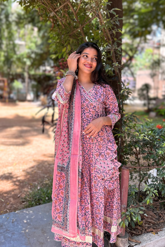Load image into Gallery viewer, Floral Hand-Printed Pink Angarkha Suit Set in Pure Cotton with Gota Pati Details
