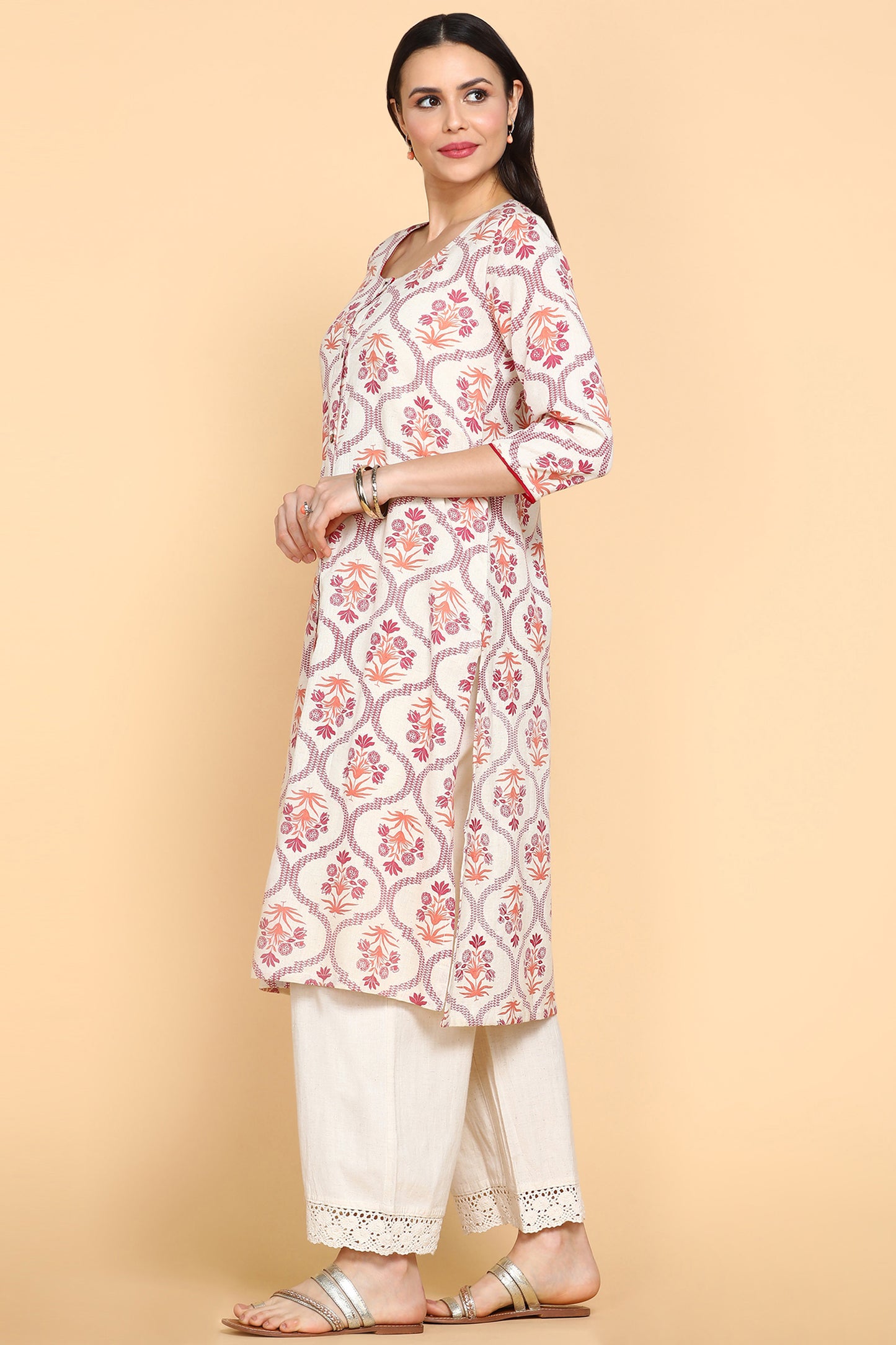 Cream floral printed Kurta With Front Buttons