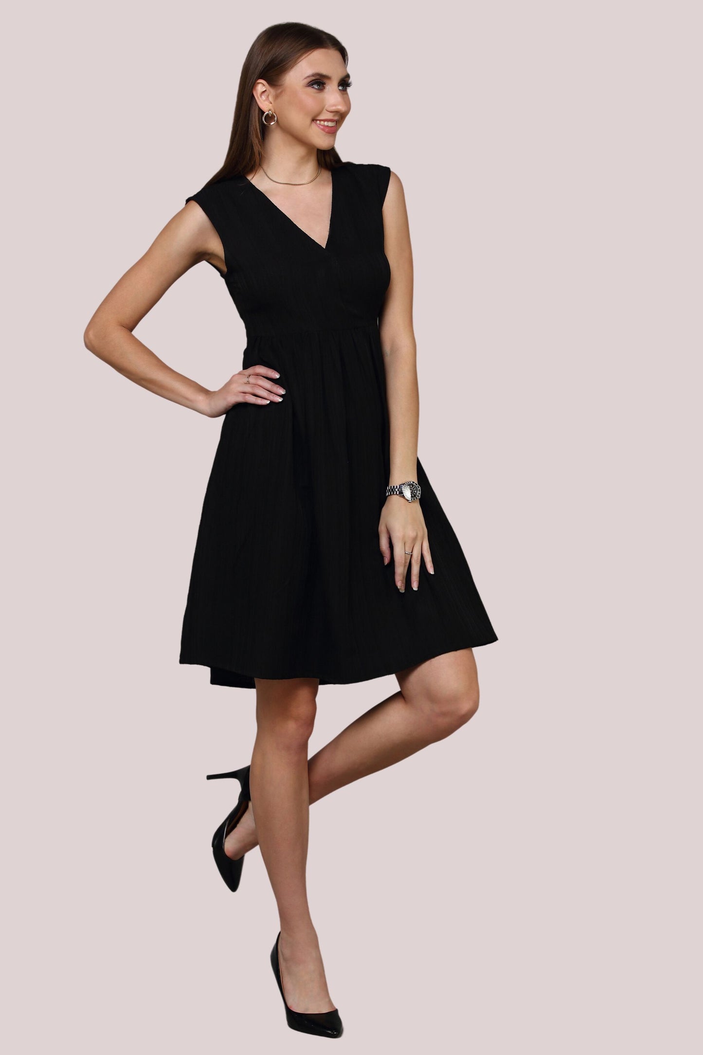 Load image into Gallery viewer, Black V-neckline Wrap dress
