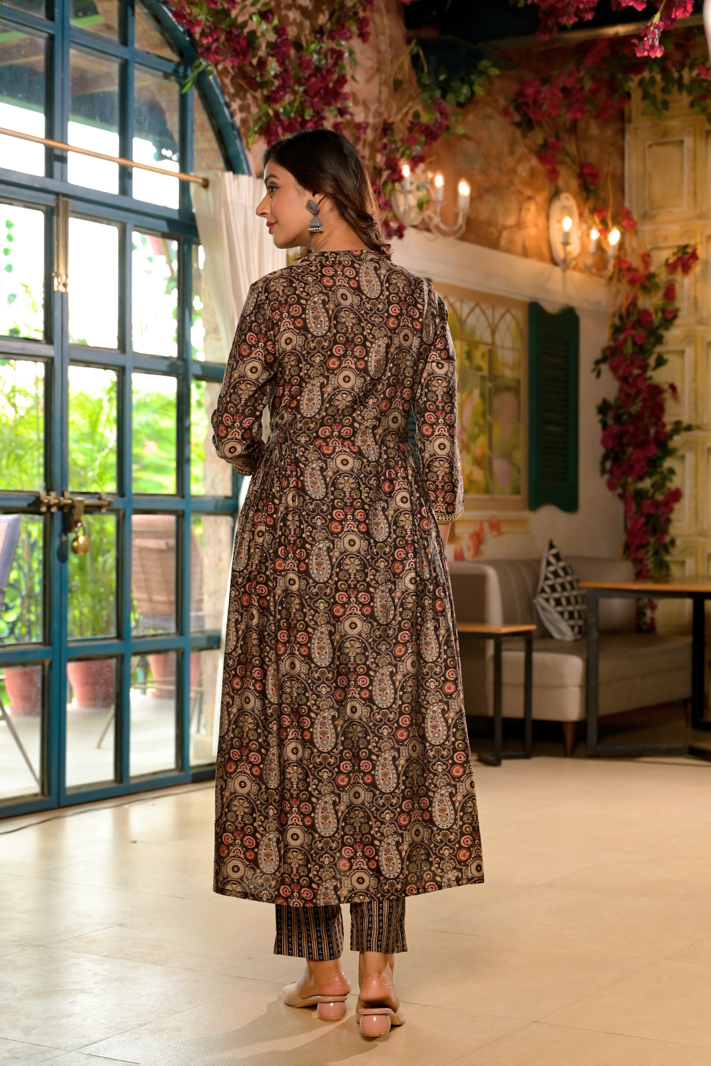 Load image into Gallery viewer, Fit and Flare Brown Floral Suit Set
