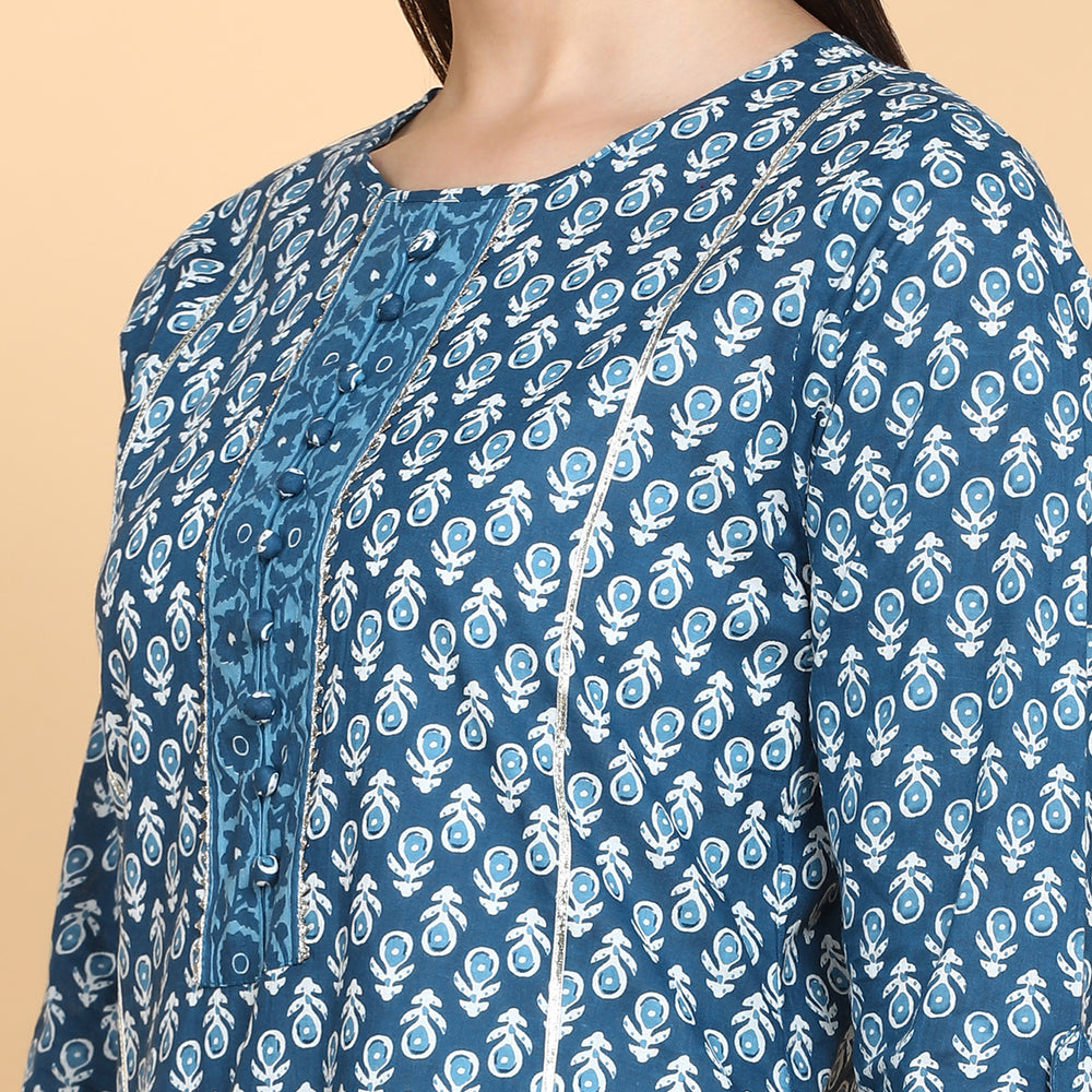 
                      
                        Ethnic Motifs Printed Gotta Patti Panelled Pure Cotton Kurta
                      
                    