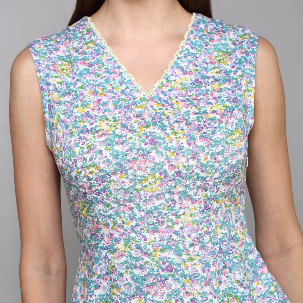 
                      
                        Women Sea Green & Pink Floral Cotton Fit and Flare Dress
                      
                    
