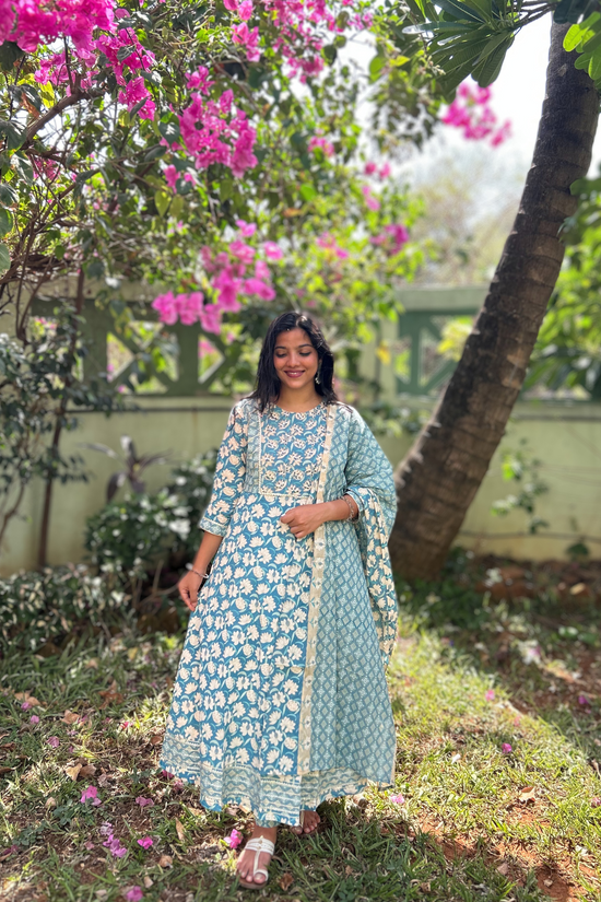 Load image into Gallery viewer, Shades Of Blue Hand-Printed Mirror Embroidered Pure Cotton Kurta Set With Dupatta
