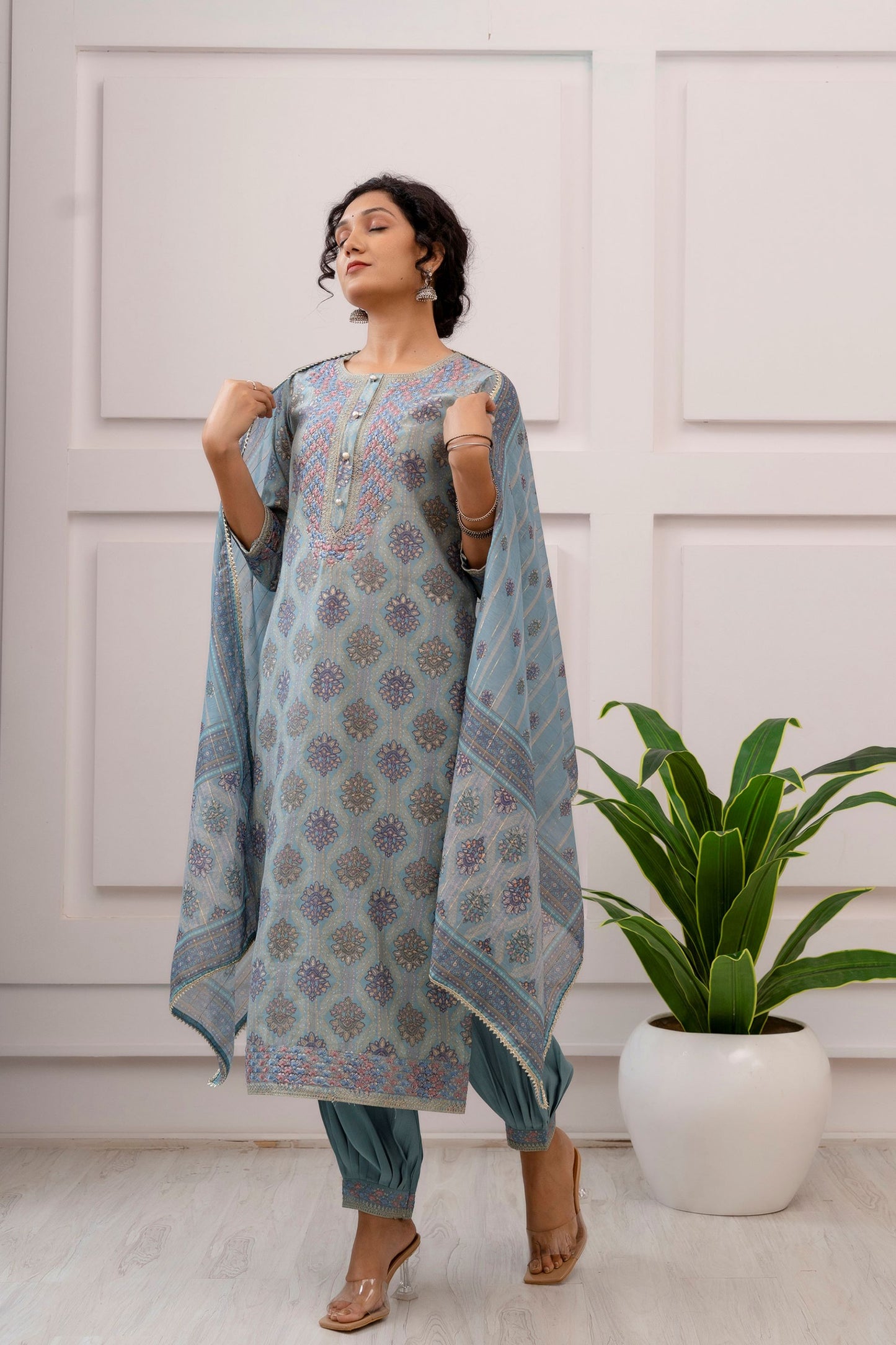 Load image into Gallery viewer, Pastel blue and pink printed Muslim kurta set with trouser and dupatta
