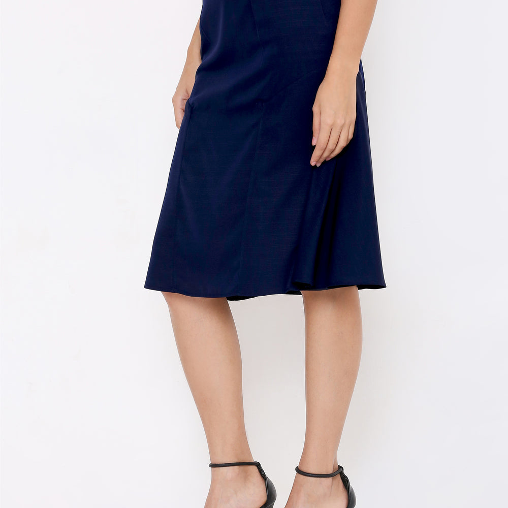 Women Blue Solid Knee Length Flared Skirts